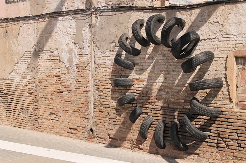 巴塞罗那艺术节超墙轮胎城市景观设计-象思维艺术公社-微头条(wtoutiao.com)