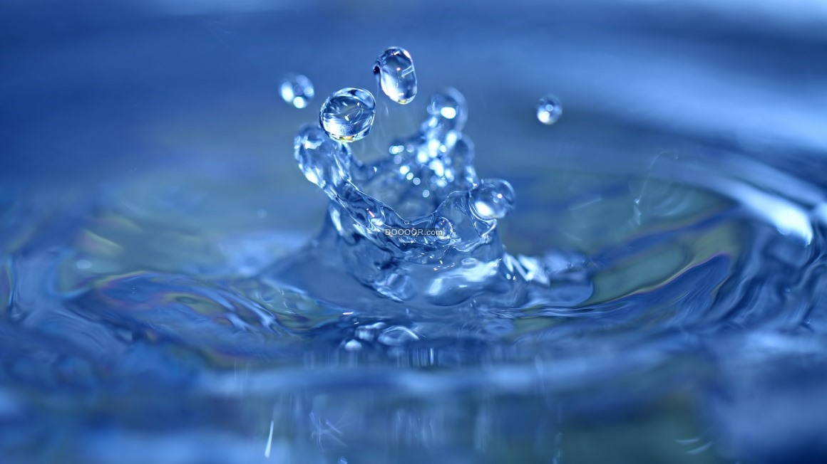 平静的水面迸溅出一颗颗晶莹剔透的水滴背景花纹素材设计