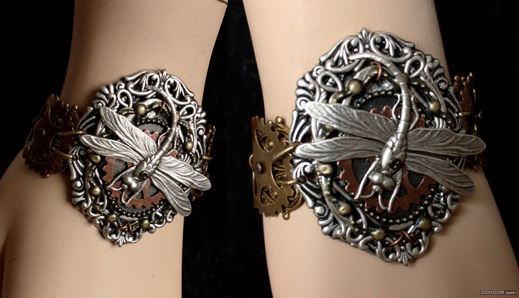 dragonfly_gears_bracelet_dis_2013_ii_by_pinkabsinthe-d5urzq1.jpg