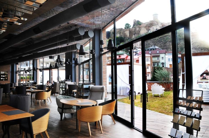 格鲁吉亚第比利斯BOHEMA餐厅空间设计 [22P] (8).jpg