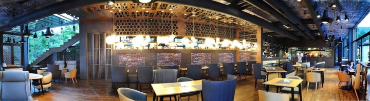 格鲁吉亚第比利斯BOHEMA餐厅空间设计 [22P] (10).jpg