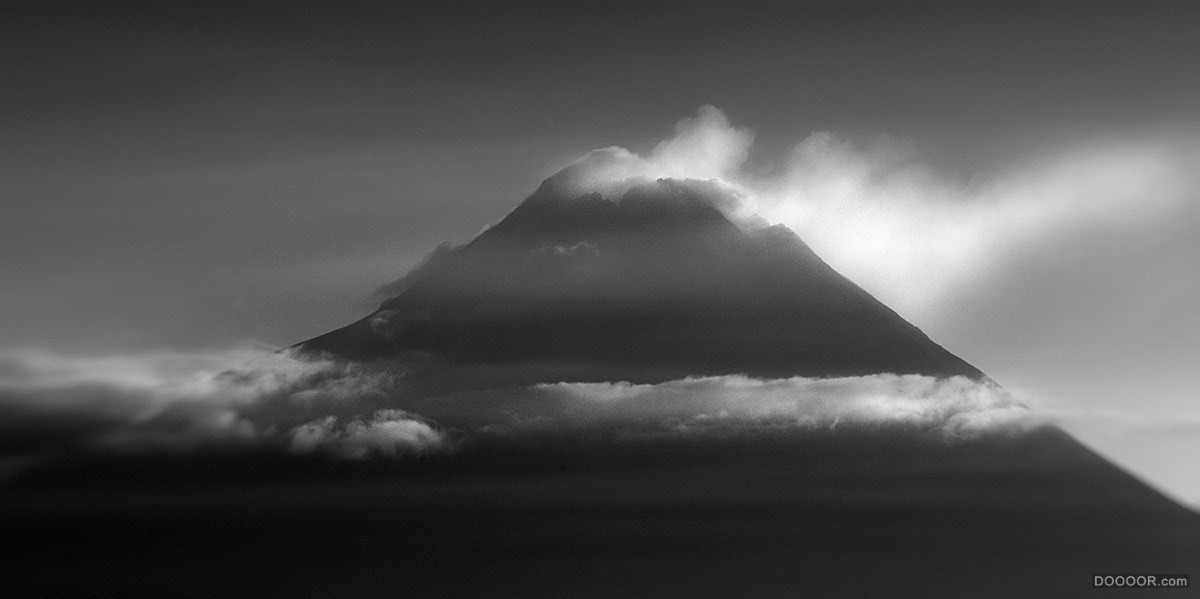 婆罗浮屠的雾-Daniel Tjongari [10P] (6).jpg