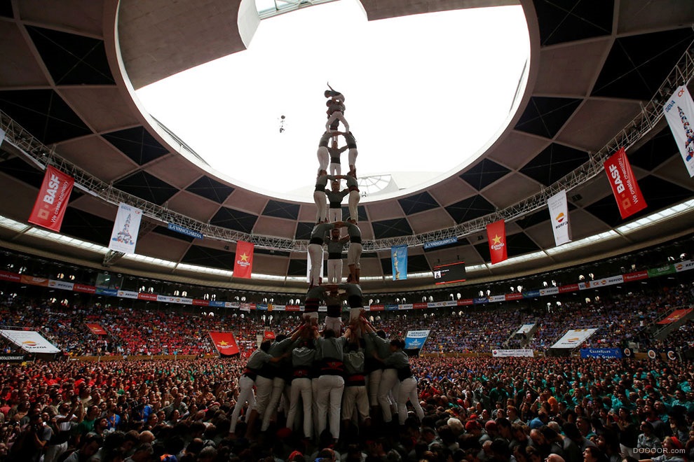 CATALONIA`s HUMAN TOWERS [21P] (7).jpg