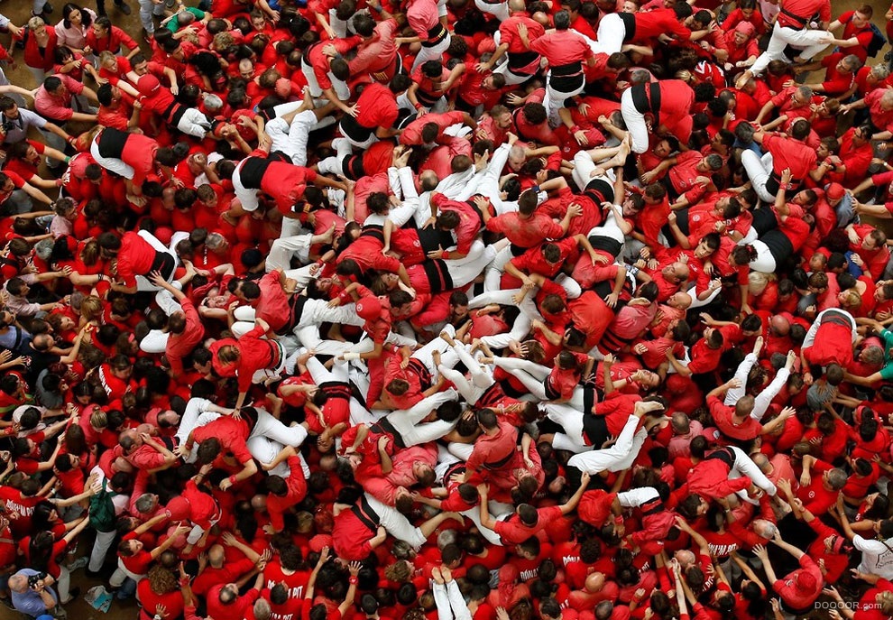 CATALONIA`s HUMAN TOWERS [21P] (10).jpg