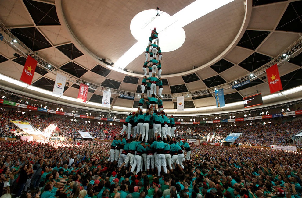CATALONIA`s HUMAN TOWERS [21P] (14).jpg