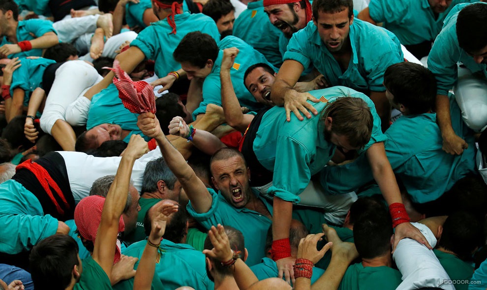 CATALONIA`s HUMAN TOWERS [21P] (16).jpg