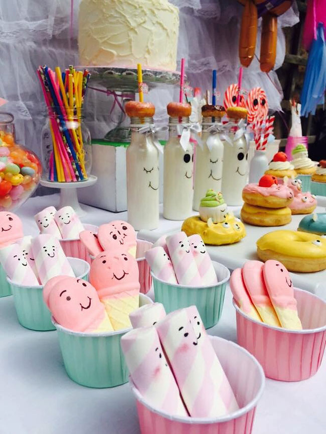 卡通面孔话可爱的饼干设计-Whimsical Cake Company [9P] (3).jpg