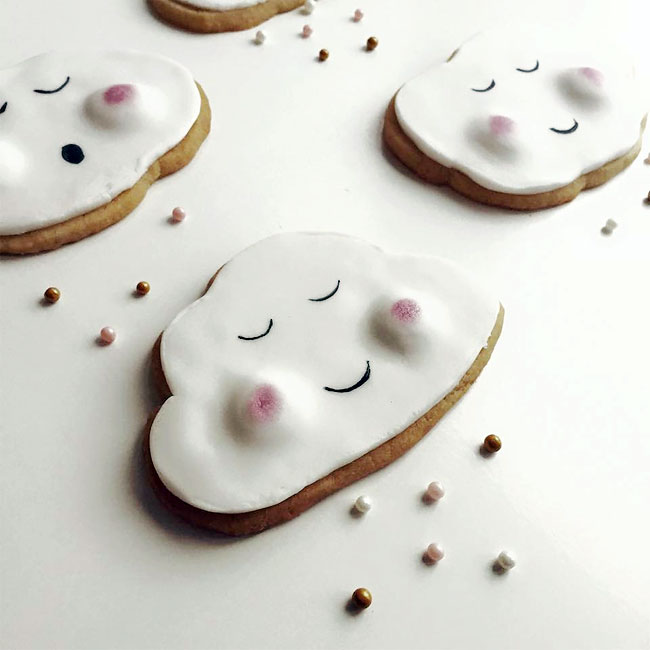 卡通面孔话可爱的饼干设计-Whimsical Cake Company [9P] (7).jpg