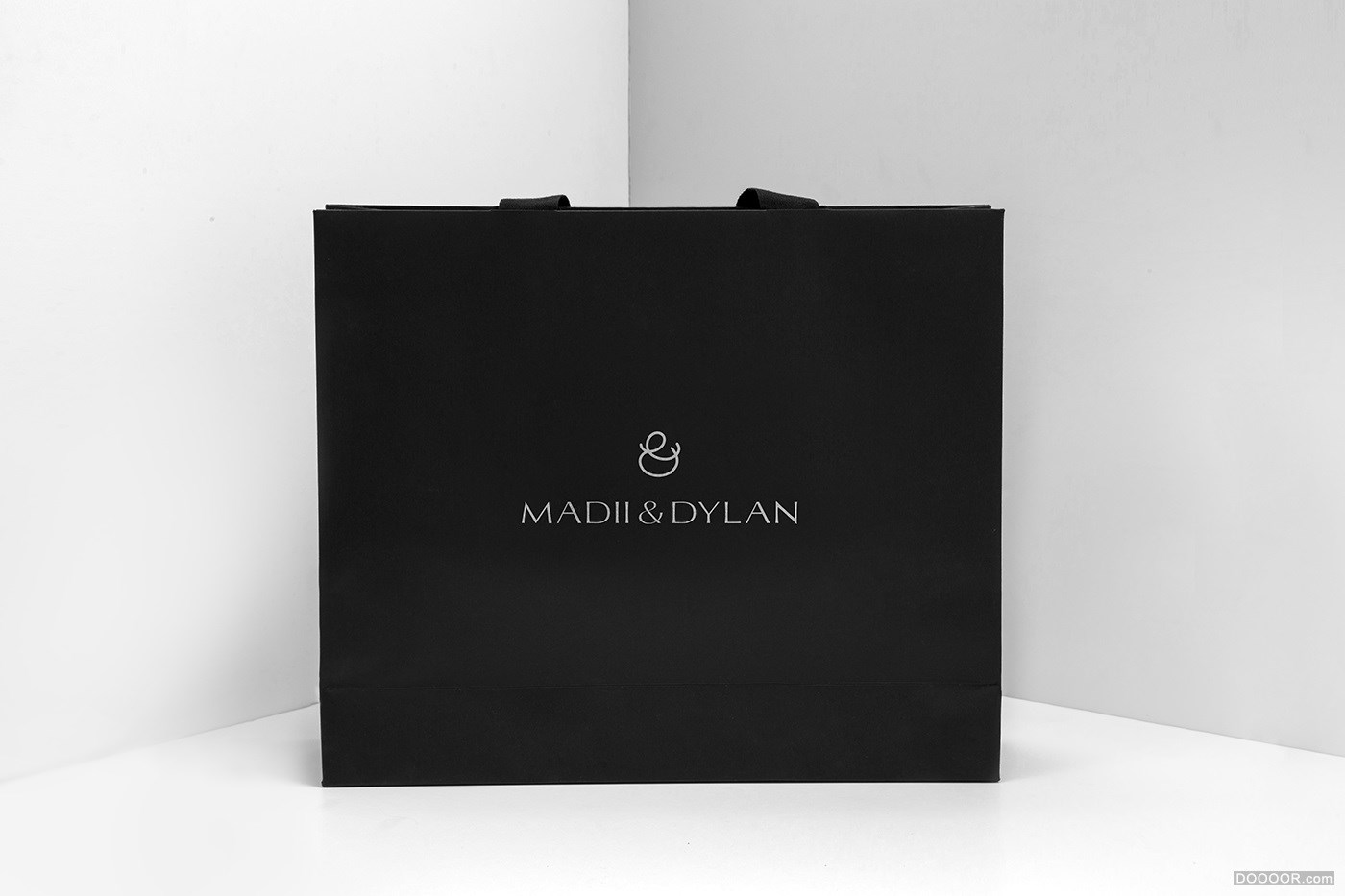 26精品店时尚手提袋设计-墨西哥Anagrama Studio [26P] (15).jpg