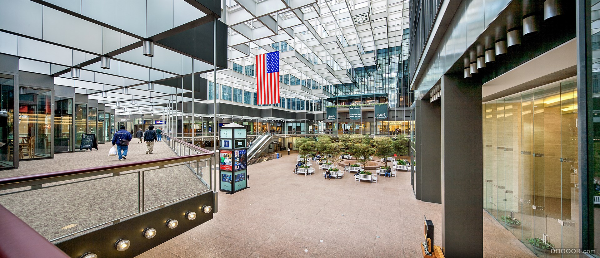 IDS Crystal Court美国水晶阁酒店设计-Phillip Johnson w &amp; Edward Baker Associates .jpg