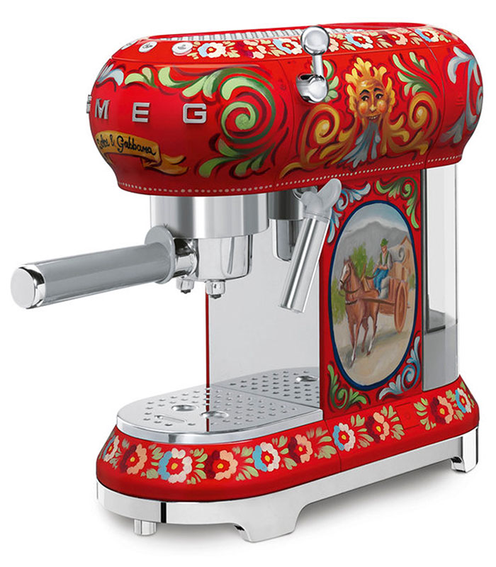 Kitchen Appliances Decorated With Sicilian Motifs 西西里主题的厨房用具- James Go.jpg