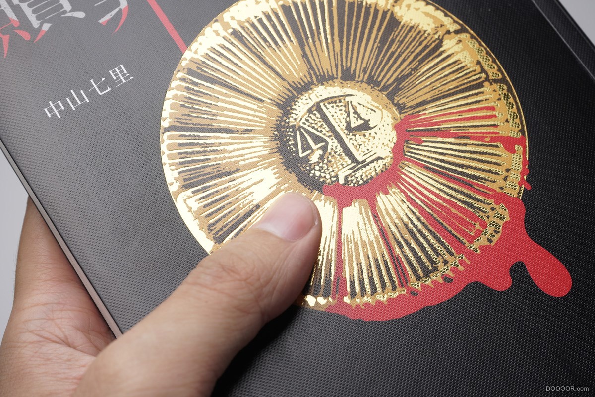 台湾Wei-Che Kao书籍封面排版设计大作品集 [200P] 44.jpg