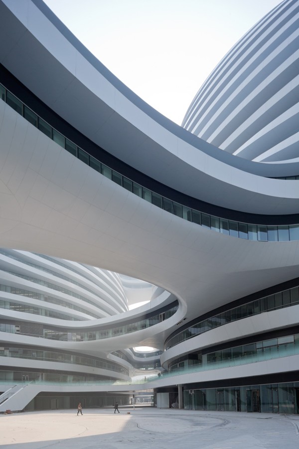 具有综合办公零售功能的银河soho-Zaha Hadid[27](17).jpg