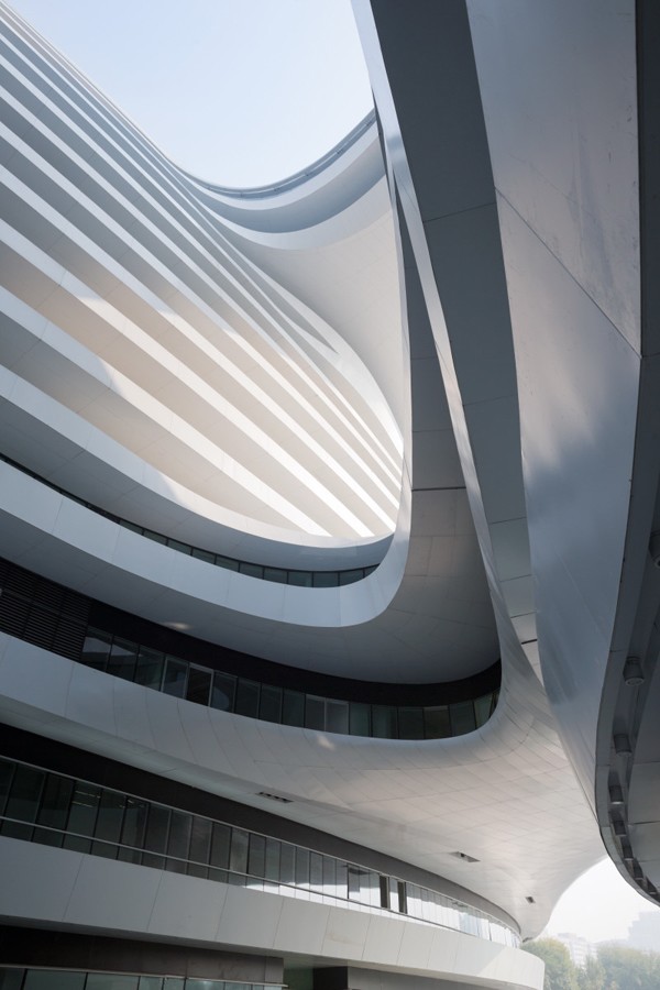 具有综合办公零售功能的银河soho-Zaha Hadid[27](21).jpg