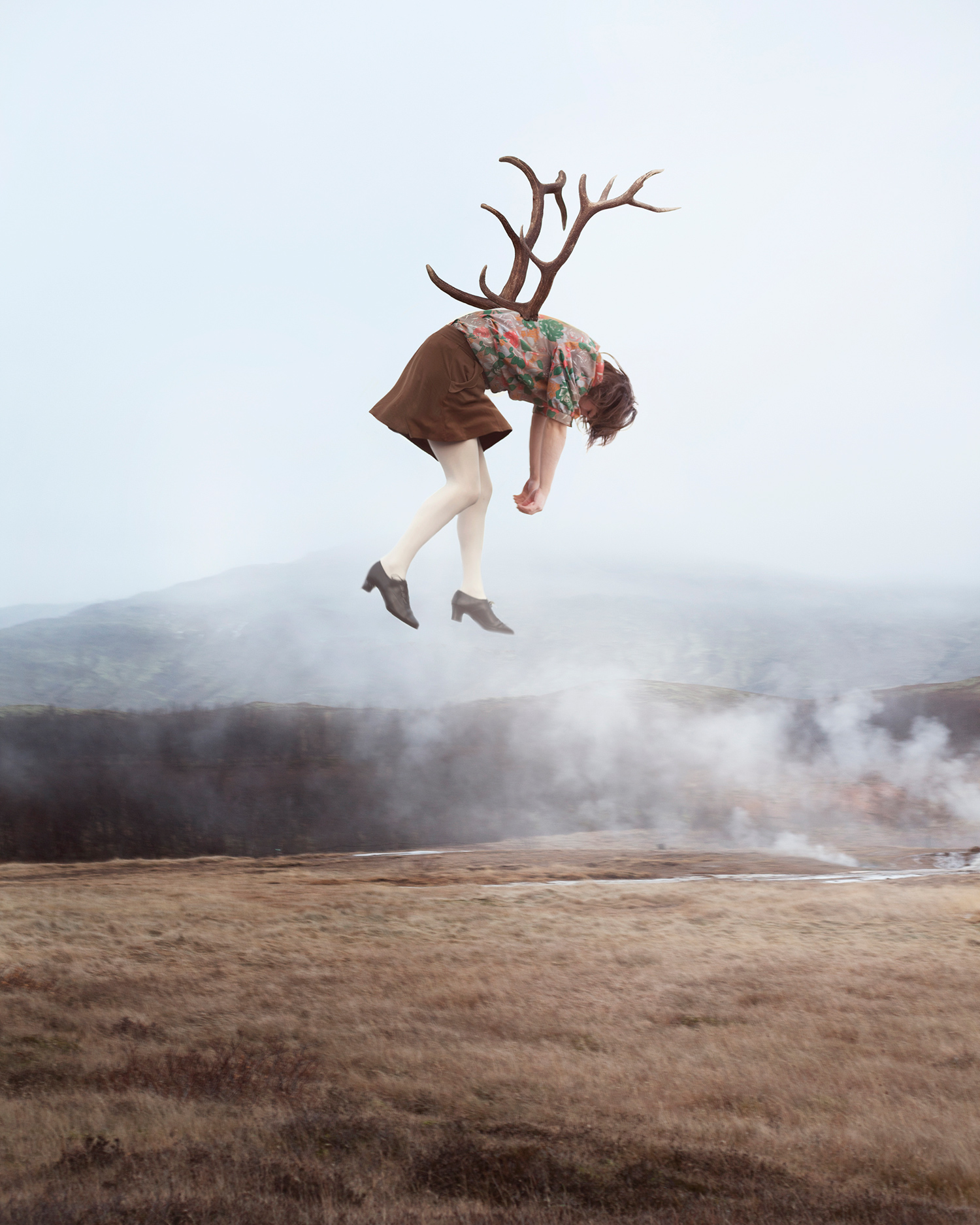 和平超现实主义-睡眠高度-Maia Flore[7P](6).jpg