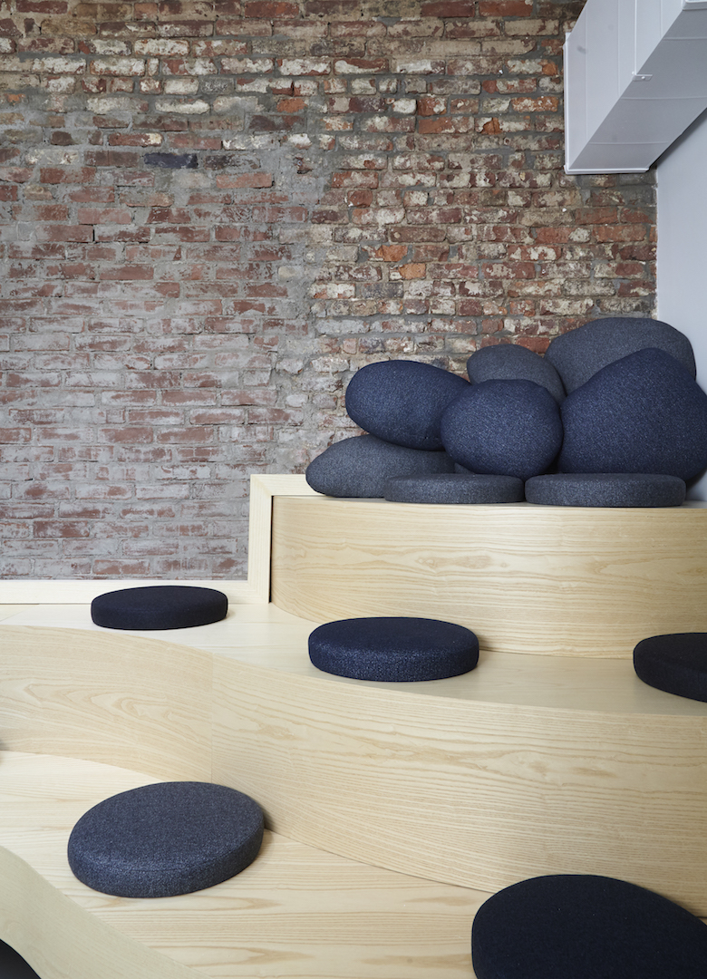 所有的鸟都飞到纽约去了- Vy Tran[15P](14).jpg