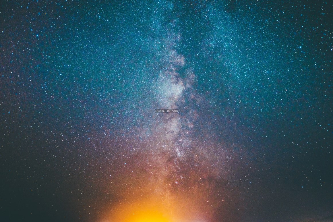 00326_五彩斑斓的星光点缀着奇妙的夜空.jpg