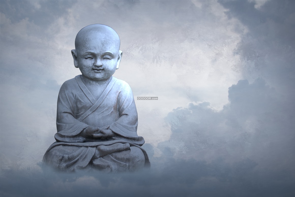00459_祥和的佛像雕塑在天空中与云彩融为一体.jpg