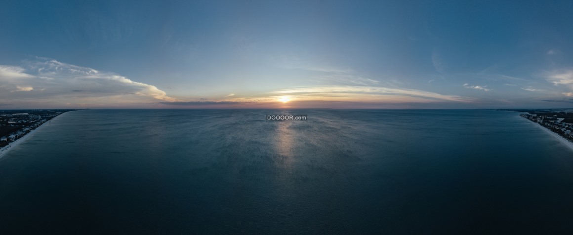 01880_自然风景素材设计日出时分天气渐渐明亮太阳从遥远的海边逐渐升起.jpg.jpg