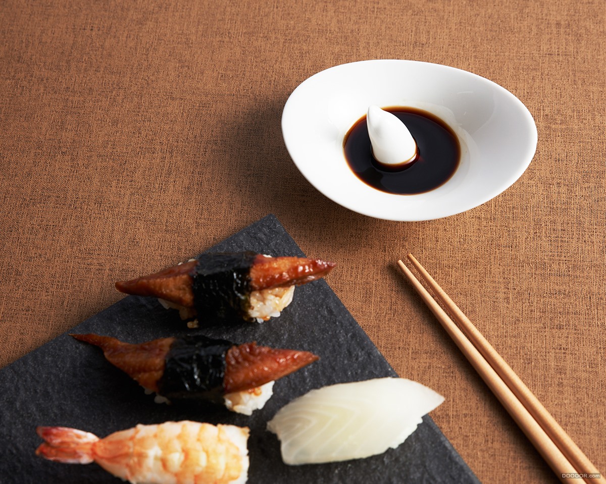 小鸟(碗匙)-蒲公英(扩散器)-海豚(小碟)-瓶信(礼盒)-日落(烛台)餐具设计-韩国hs2 studi.jpg