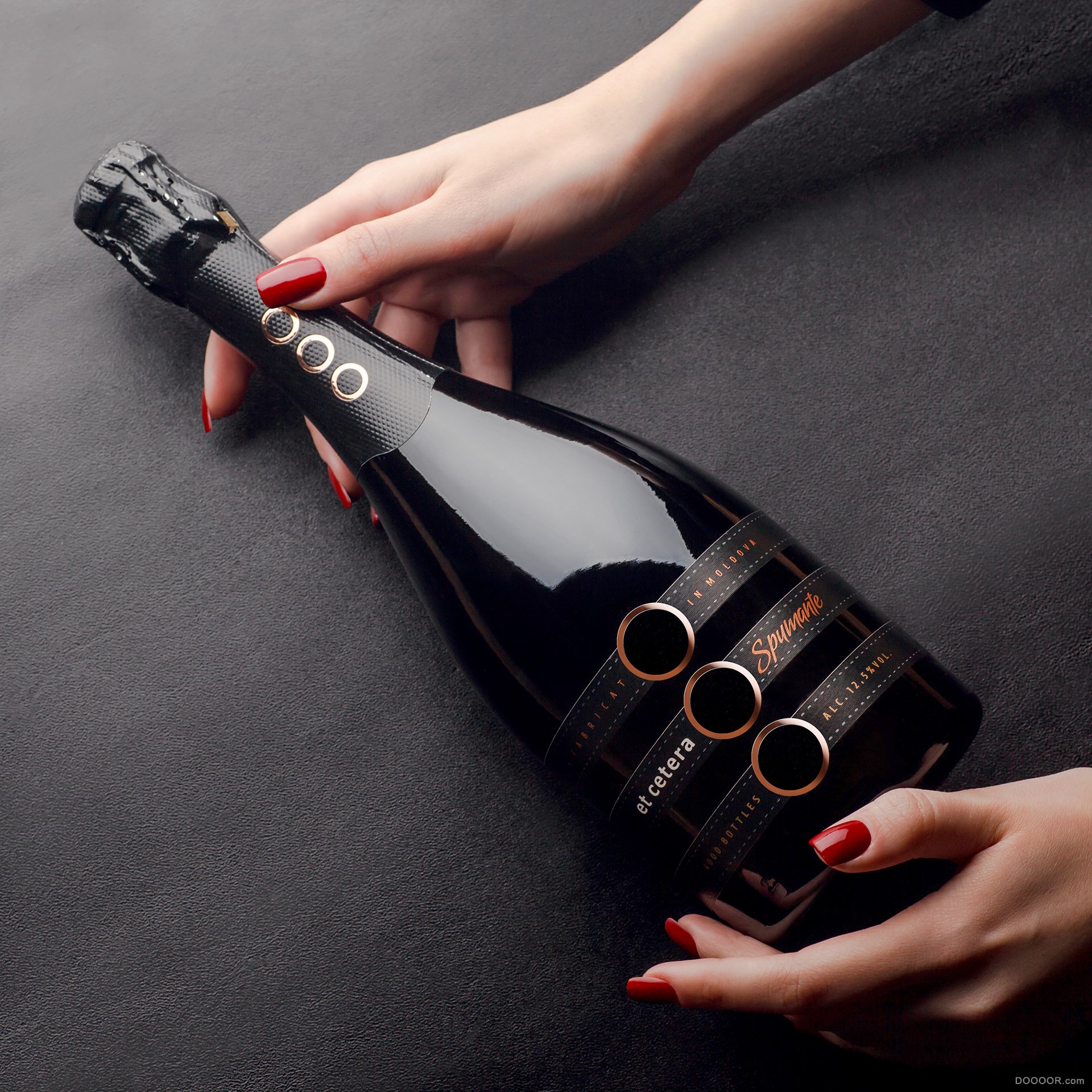 摩尔多瓦共和国SHUMI LOVE DESIGN Branding Agency (TM)品牌洋酒包装设计作品 [92P] 1.jpg