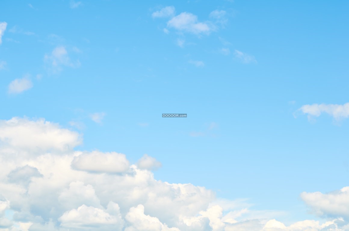 04941_天空晴朗蓝天下飘着朵朵白云.jpg