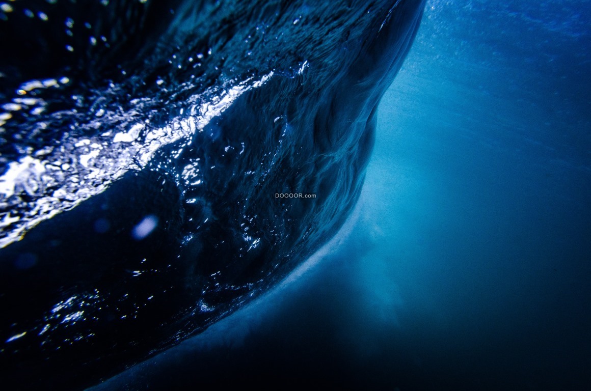 深蓝色的海水作品图片