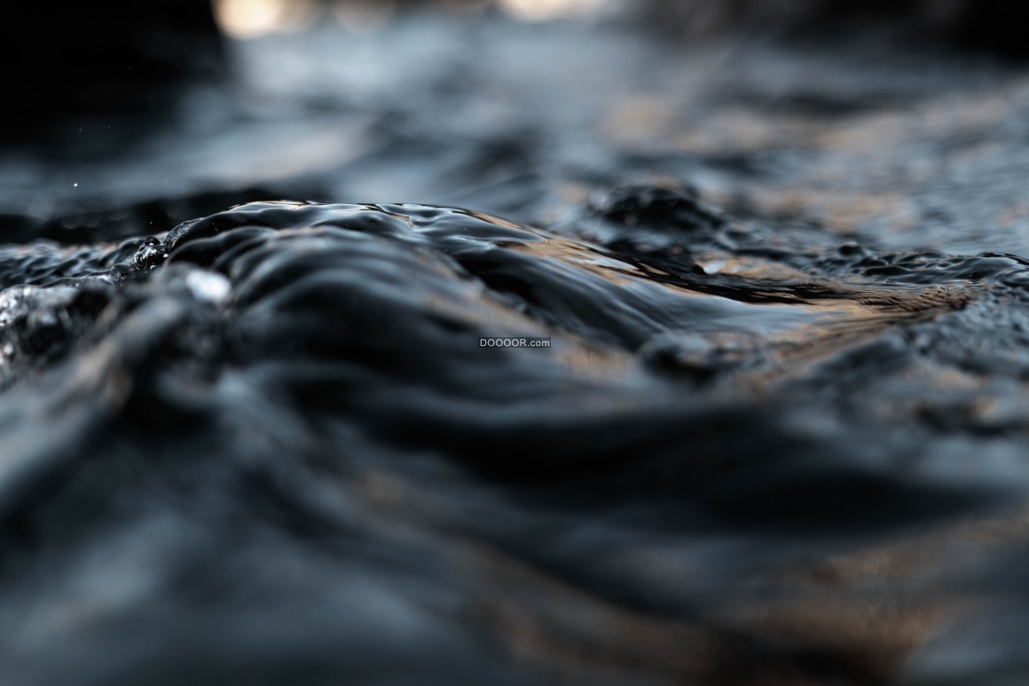 07309_j水面波浪起起伏伏深青色清澈透明海水波涛汹涌逆光反射.jpg