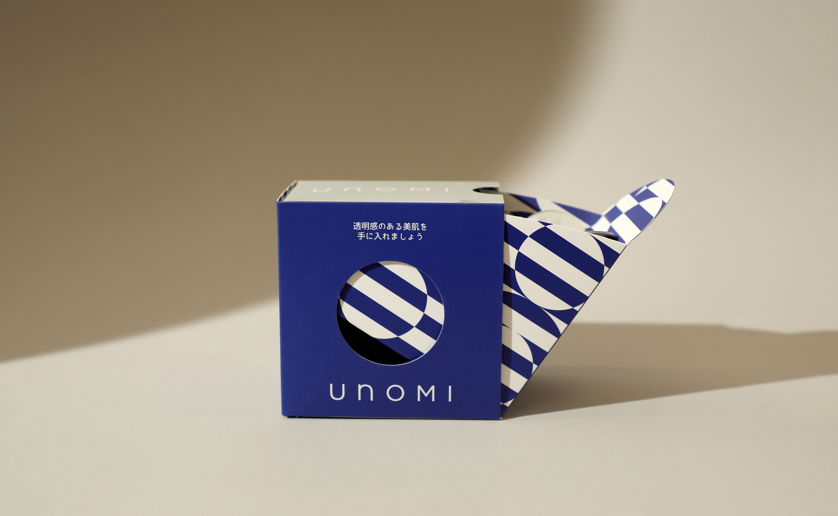 Unomi保健品牌包装设计-04.jpg