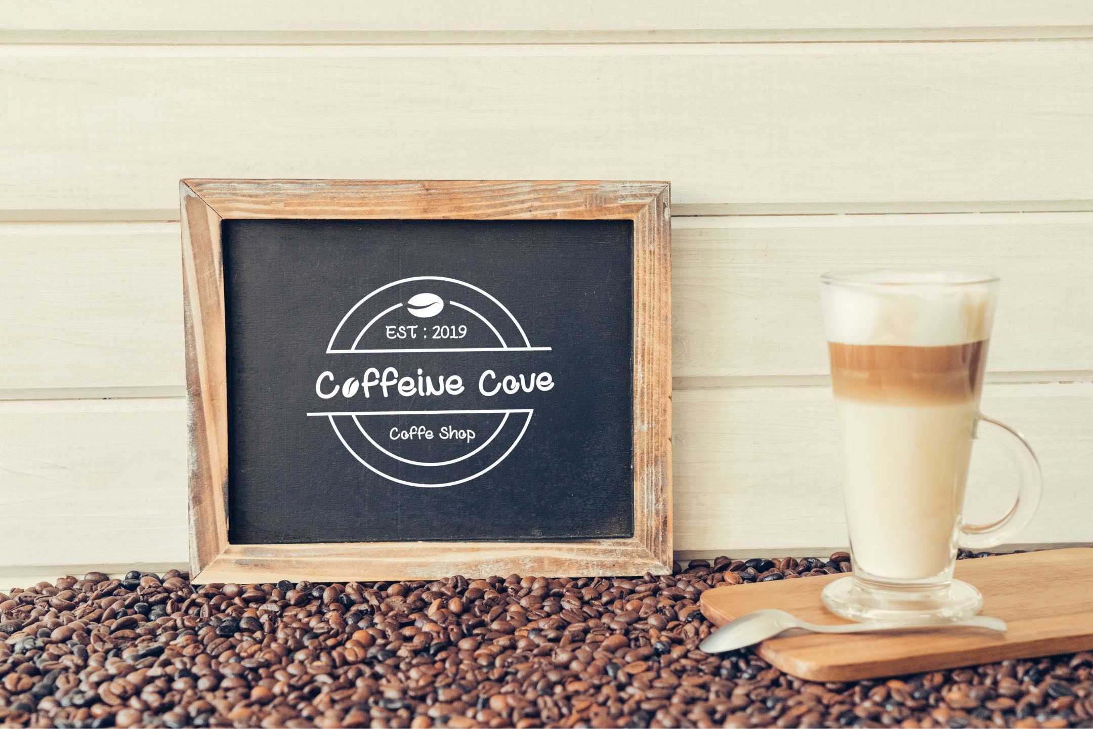Caffeine+Cave+咖啡店-+标志展示品牌推广-11.jpg