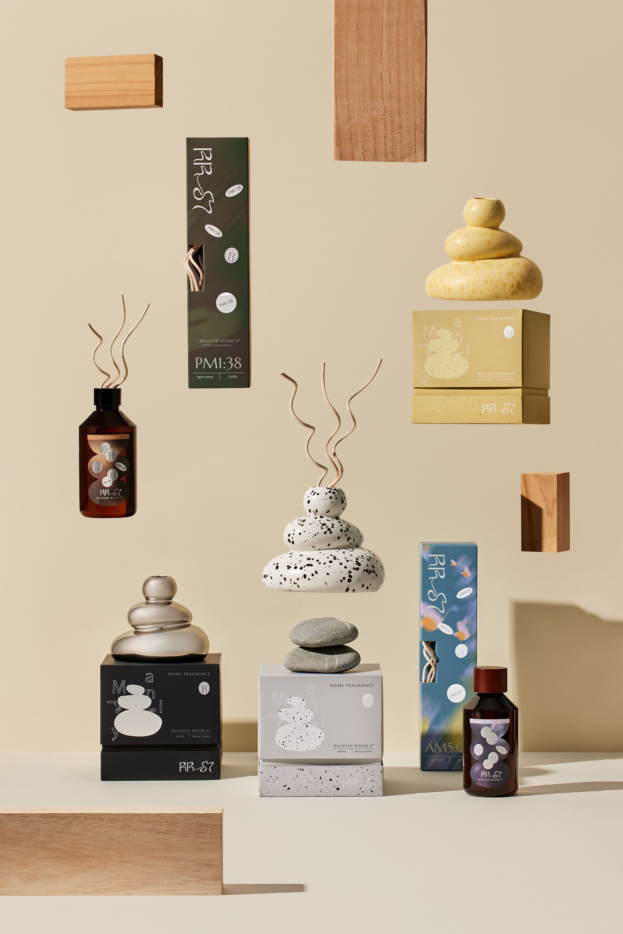 香味香水标志设计组装设计品牌宣传合集欣赏-25.jpg