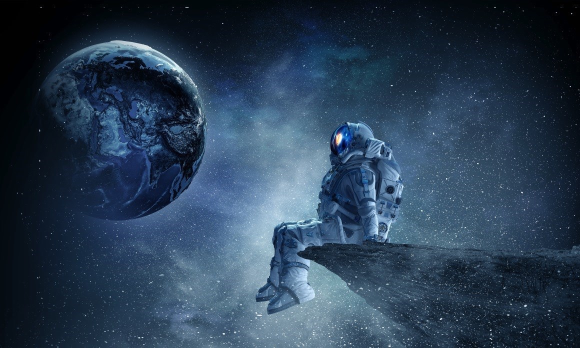 03057_宇航员宇宙空间插图行星宇航服地球悬崖坐着.jpg